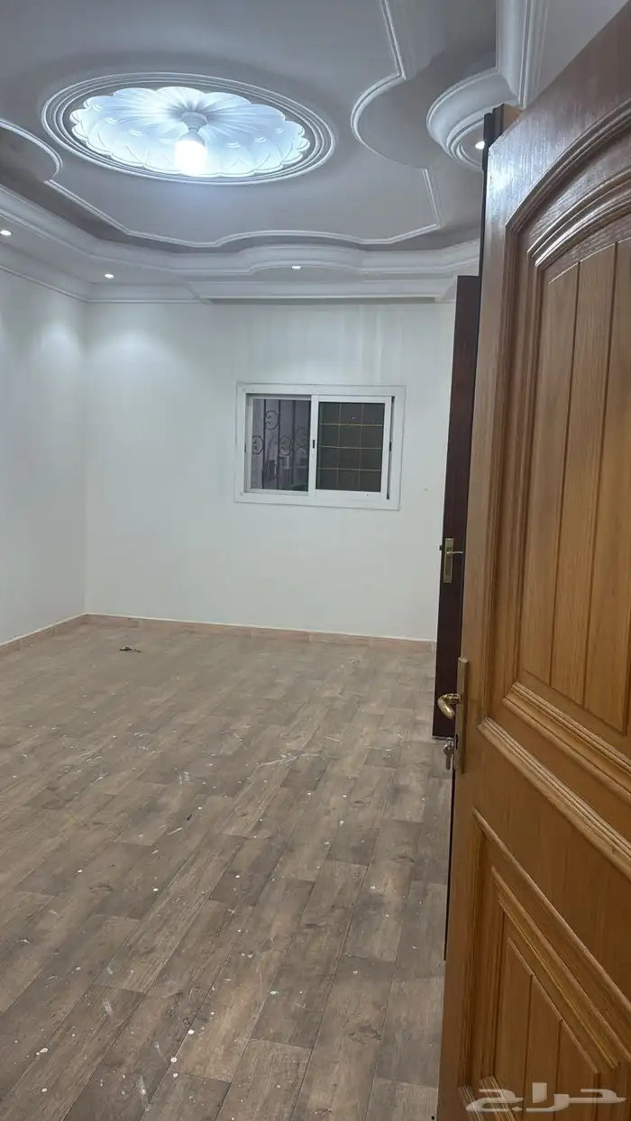 شقه للايجار بحي النزهة 2