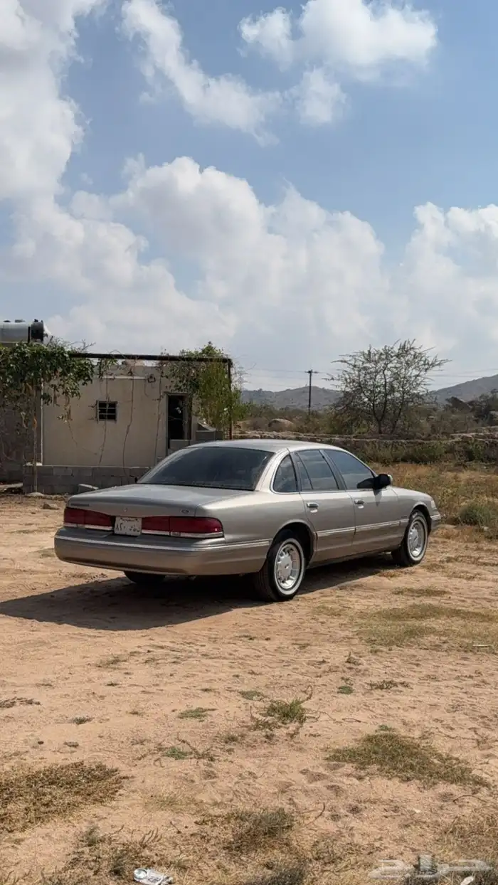 فورد فكتوريا 1996 0