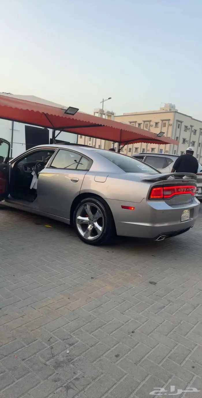 تشارجر 2013 RT هيمي 8 سلندر 3