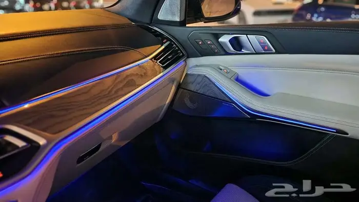 بي ام X7 2019 فل كامل 23