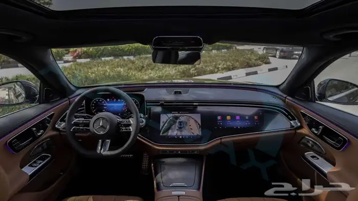مرسيدس بنز E300 2025 خليجي اصفار مع ضمان الوكيل 10