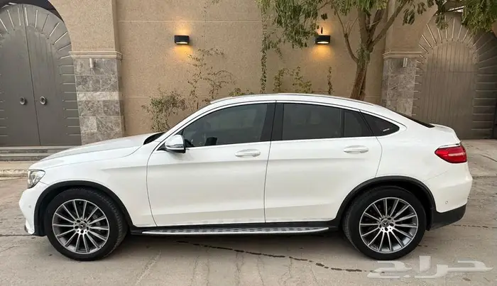 مرسيدس GLC 250 موديل 2019 مخزن 1