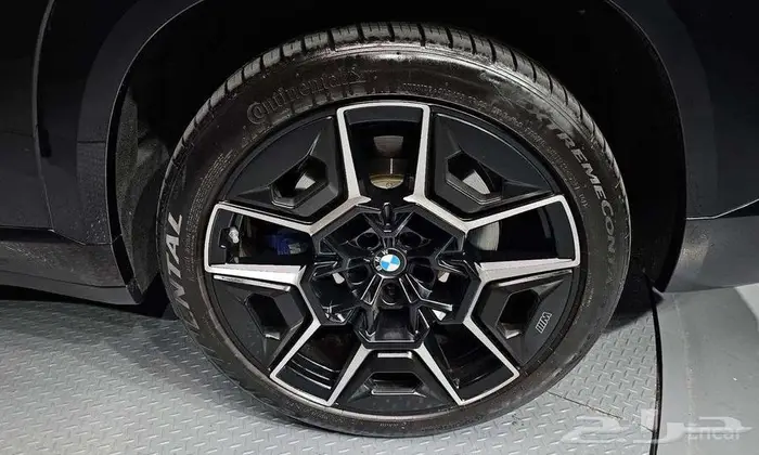 ي إم دبليو XM 4.4 Hybrid 2023 - وارد كوريا 13
