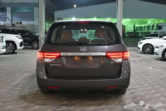 هوندا أوديسي 2016 LX سعودي 6