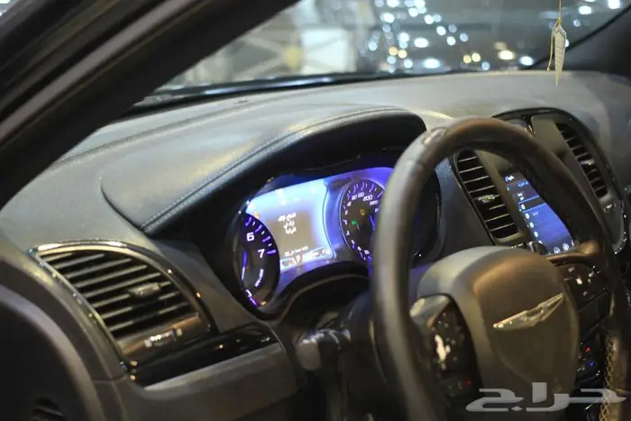 كرايزلر SRT 2019 8