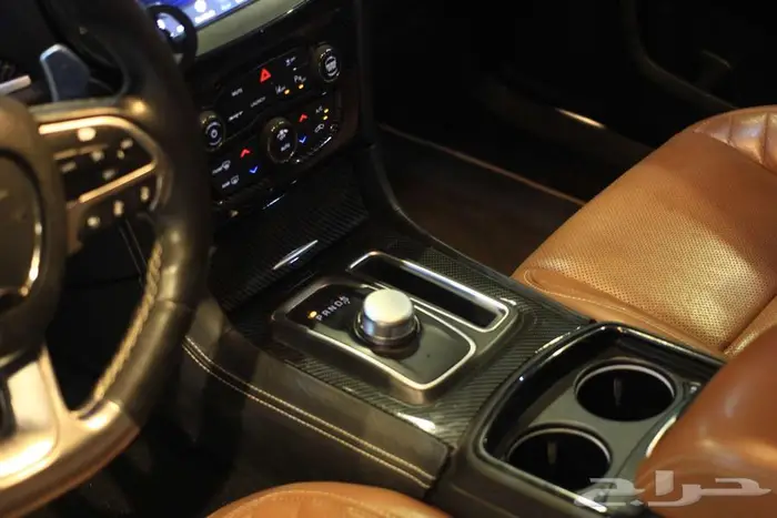 كرايزلر SRT 2019 11