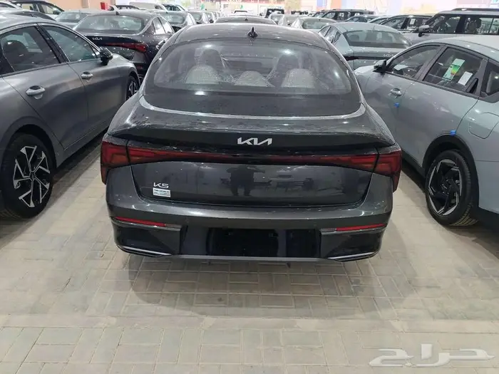 كيا K5 استاندر مفتاح 2025 ماكينة 2500 سعودي عرض خاص جدآ 4
