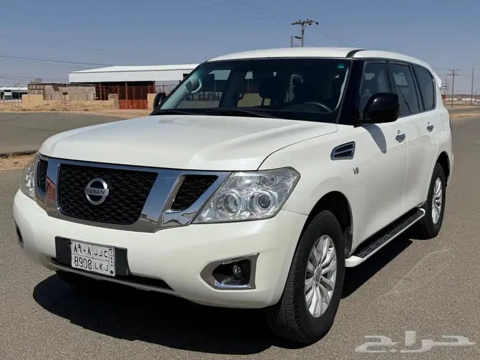 للبيع نيسان باترول 2015 نظيف 0