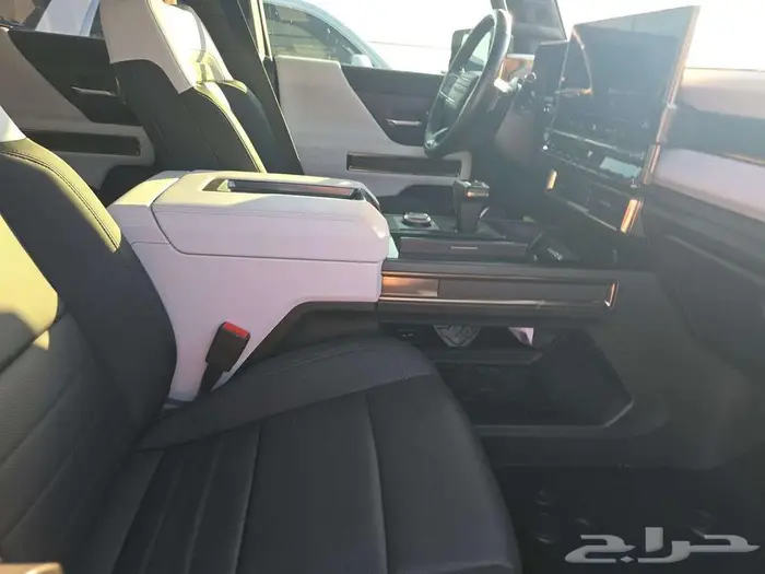 همر كهربائي 2024 EV Pickup 14