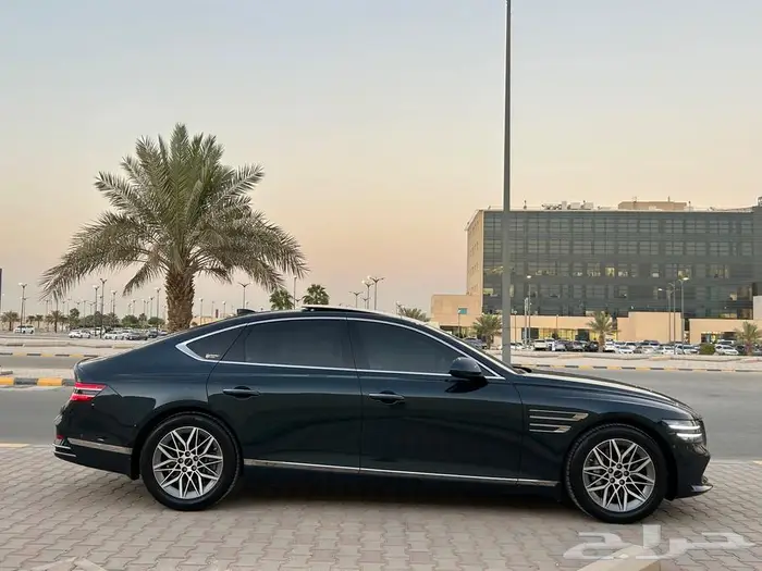 جينسس G80 2025 15