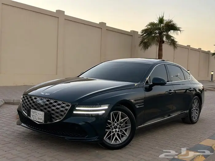 جينسس G80 2025 21