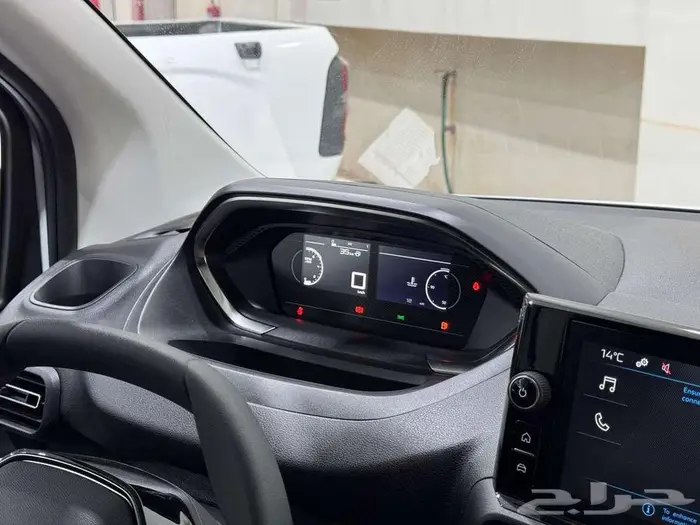 بيجو Peugeot Partner Cargo Van 2025 5