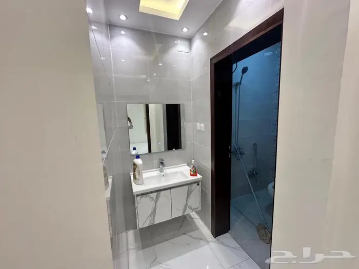 شقة سكنية للبيع في أبها حي الصحافة 21