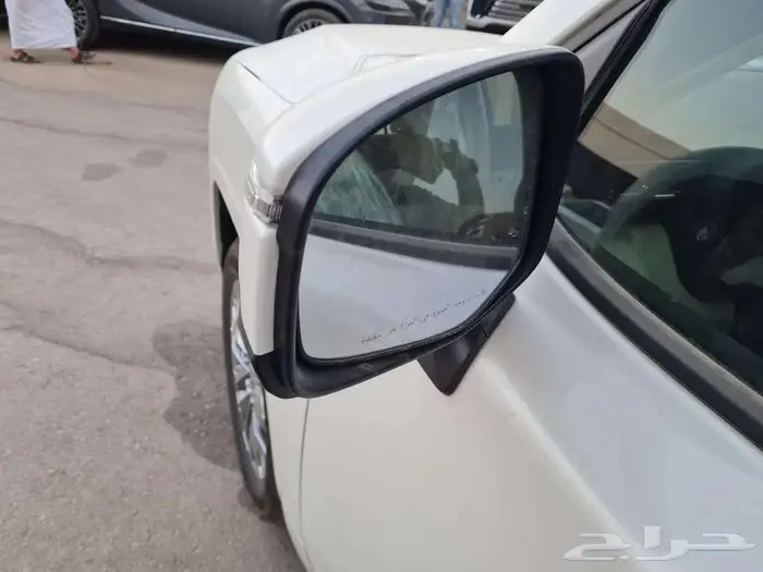 تويوتا لاندكروزر GXR4 بنزين 2025 - كاش و أقساط 24