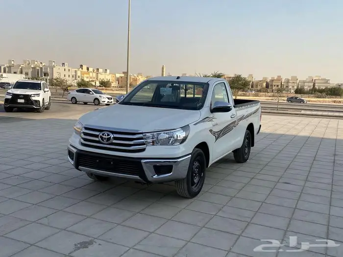 تويوتا هايلوكس غماره GLX بنزين 2025 كاش -اقساط 2