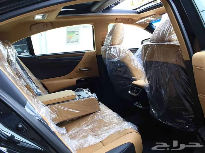 لكزس ES350 سعودى 2025 16