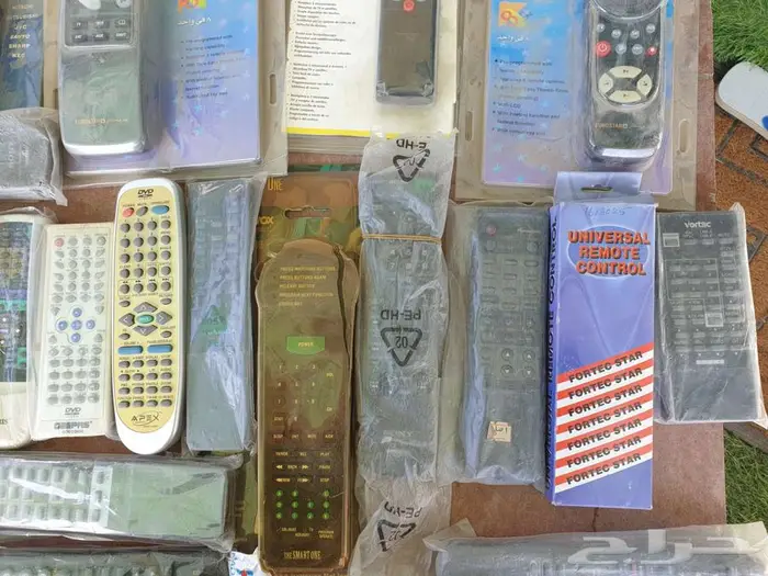 ريموت كونترول أجهزة قديمة 6