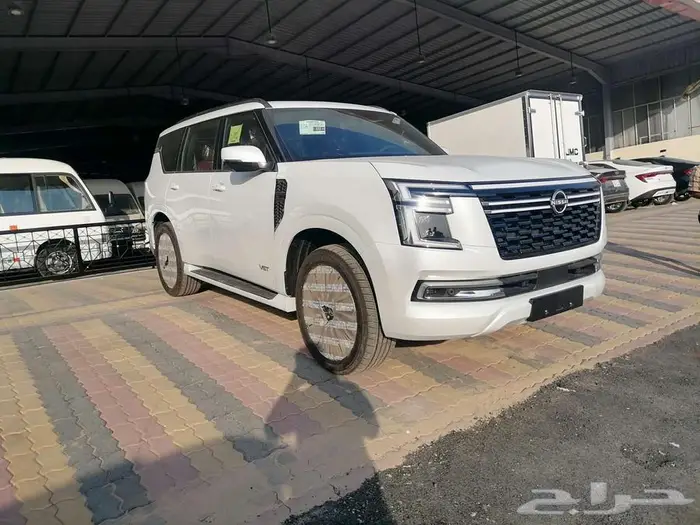 نيسان باترول بلاتينيوم تنفس طبيعي 2026 ابيض و رصاصي 1
