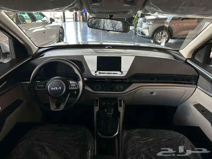 كيا كارنز 2025 ستاندر مطور 12