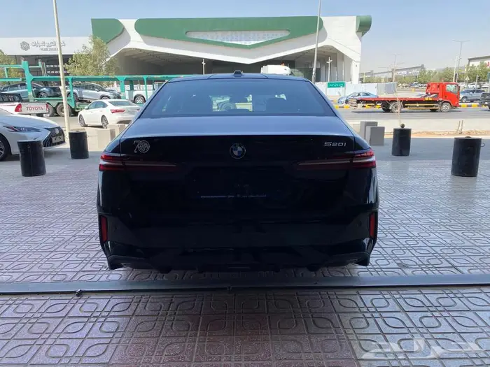بى ام دابليو (BMW 520i ( 2026 7