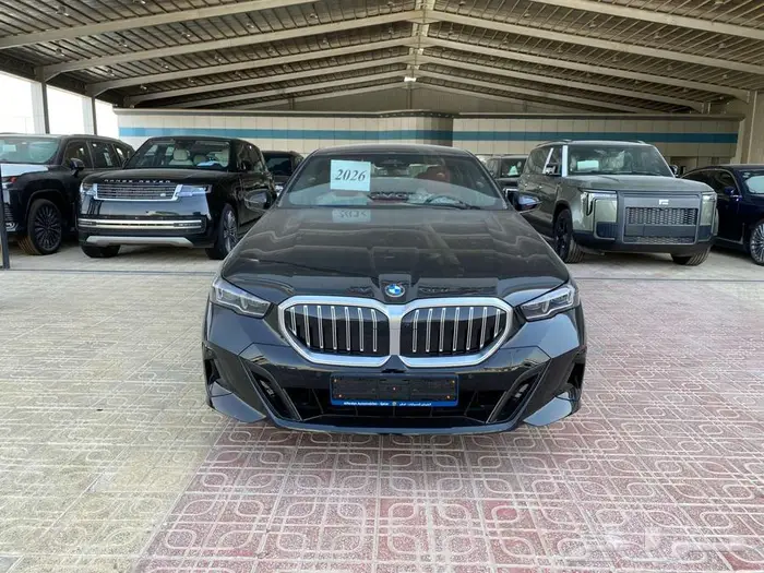 بى ام دابليو (BMW 520i ( 2026 0