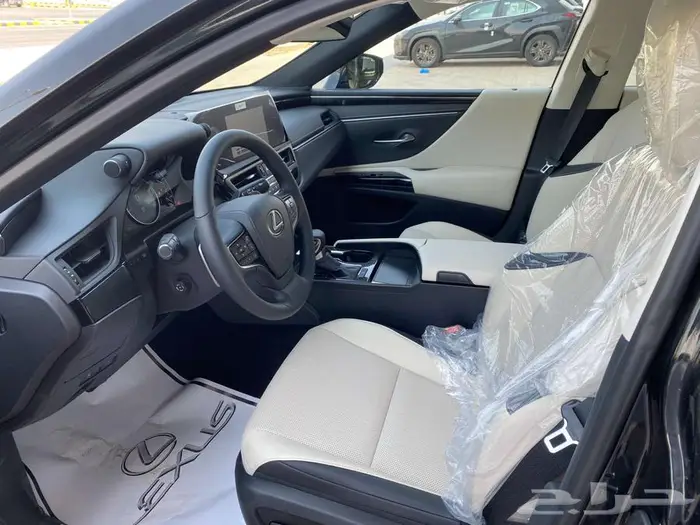 لكزس ( ES250 ) AA ستاندر 2025 داخلي ( ابيض) 12