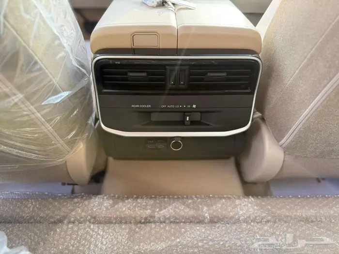 لاندكروزر GXR L3 2025 الأيقونة الأقوى على الطرق الوعرة 16