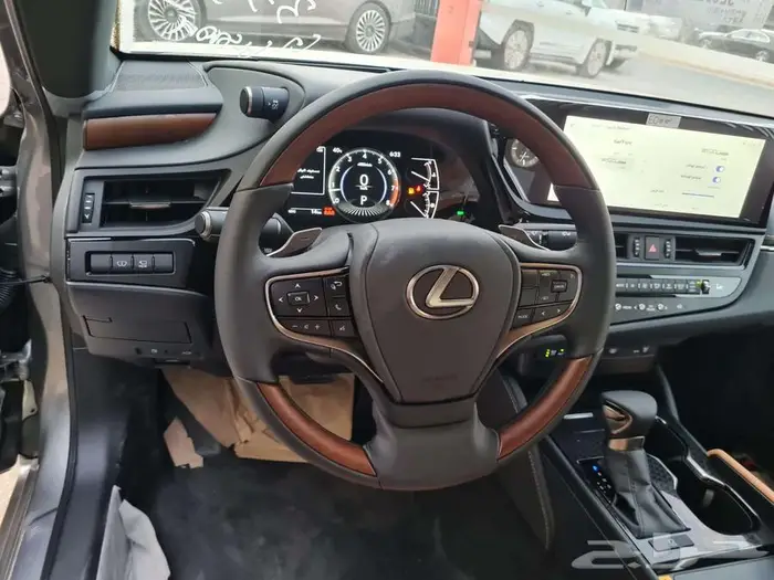 لكزس ES 250 AA سعودي 2025 جميع الالوان كاش واقساط 22