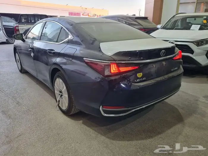 لكزس ES 250 AA سعودي 2025 جميع الالوان كاش واقساط 45