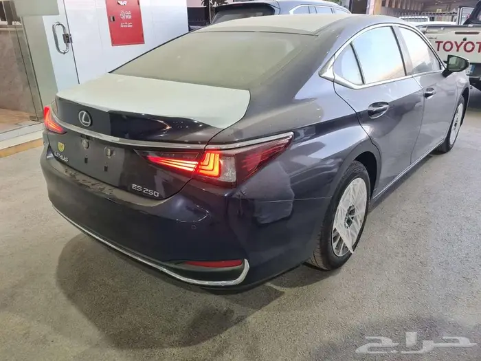 لكزس ES 250 AA سعودي 2025 جميع الالوان كاش واقساط 49