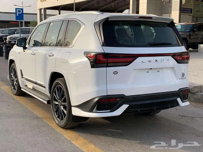 لكزس LX600 F-SPORT اف سبورت سعودى 2025 4