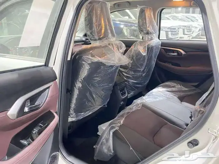 تويوتا اوربان GLX فل كامل 2025 0