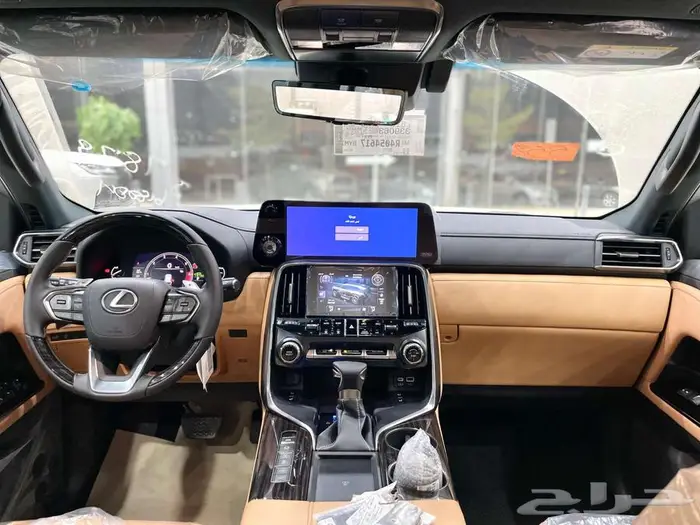 لكزس LX 600 BB بنزين سعودي 2025 اسود جملي - اسود اوف وايت 20