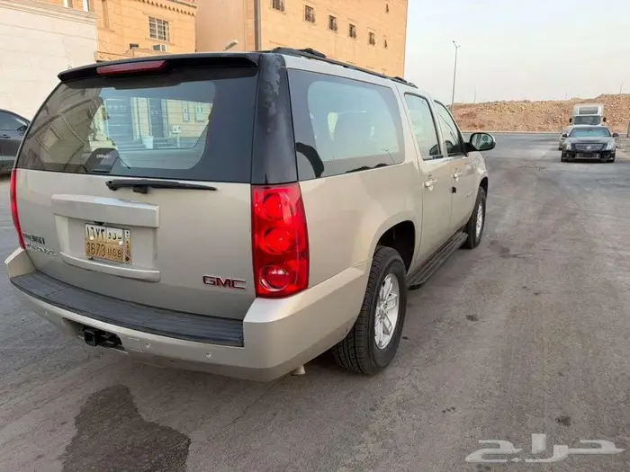 جمس يوكن XL موديل 2011 نظيف 1