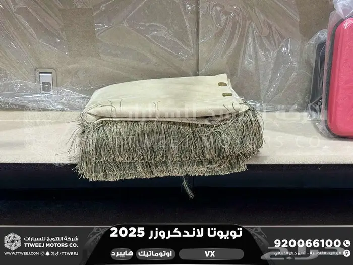 لاندكروزر في اكس فل رمادي هايبرد 2025 اقل سعر كاش واقساط 44