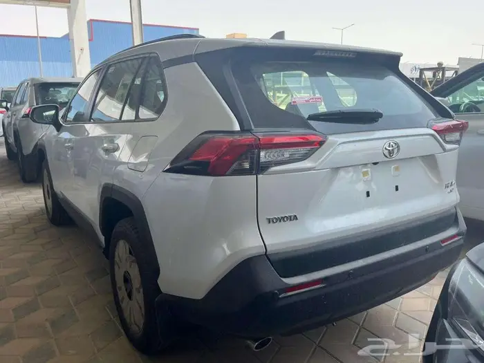 راف فور XLE 2025 4