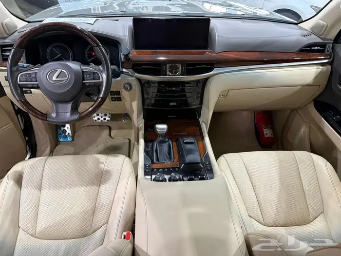 لكزس LX سبورت موديل 2021 عداد 77.000 الف 11