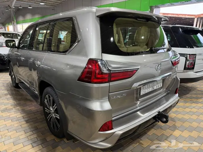 لكزس LX سبورت موديل 2021 عداد 77.000 الف 14