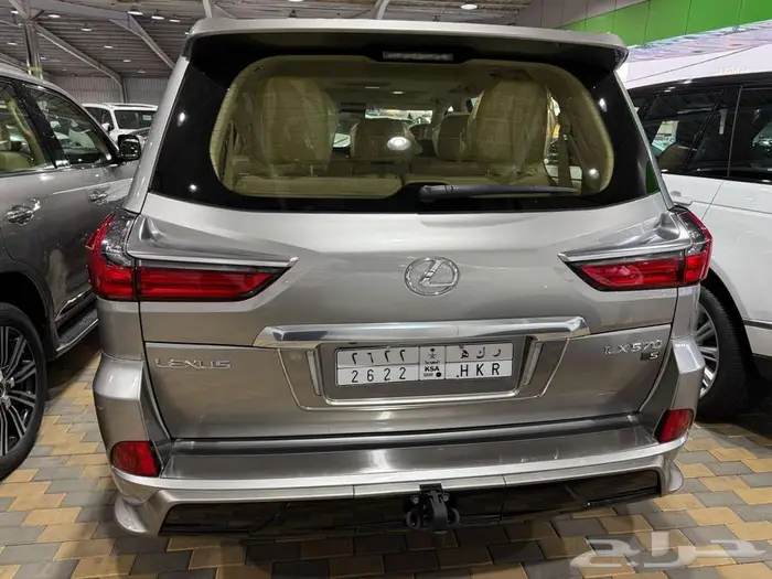 لكزس LX سبورت موديل 2021 عداد 77.000 الف 15