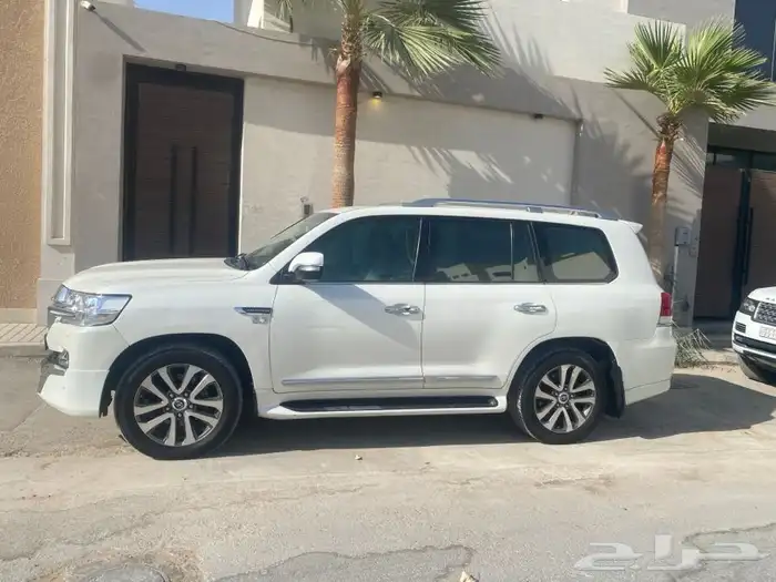 لاندكروزر VXR 0