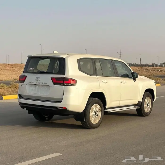 تويوتا لاندكروزر جيكسار 1 بنزين 2025 كاش واقساط 8