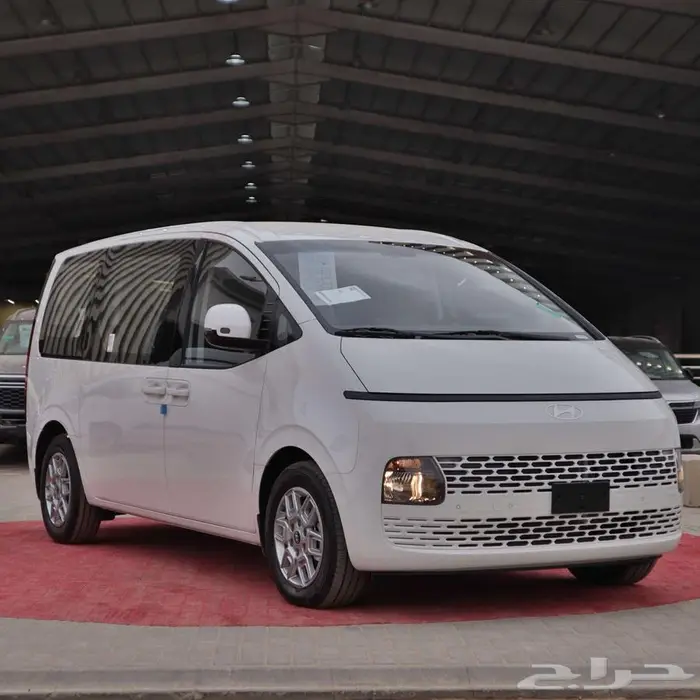 هيونداي ستاريا 9 راكب ديزل 2025 5