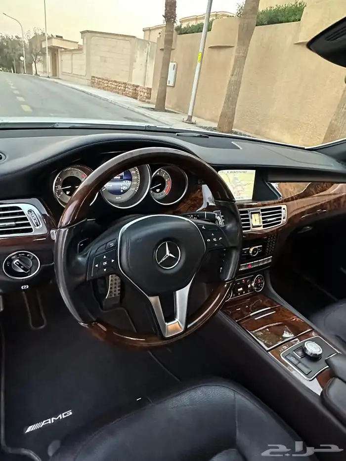 مرسيدس CLS350 2014 مخززن 41