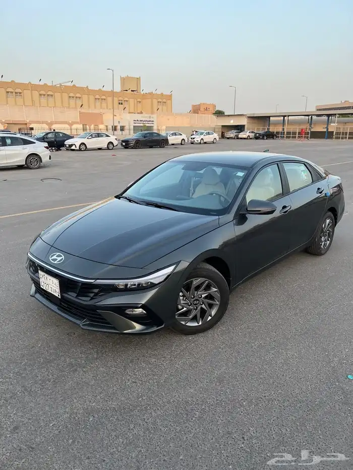 تاجير سيارات النترا 4