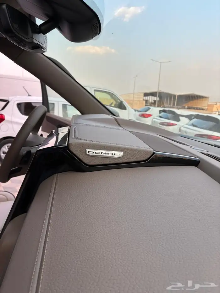 جمس يوكن دنالي 2025 اسود 15