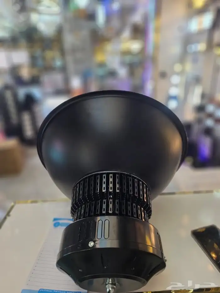 كشافات طربوش اسود هناجر عدسات ومستودعات معارض صالات عرض 5