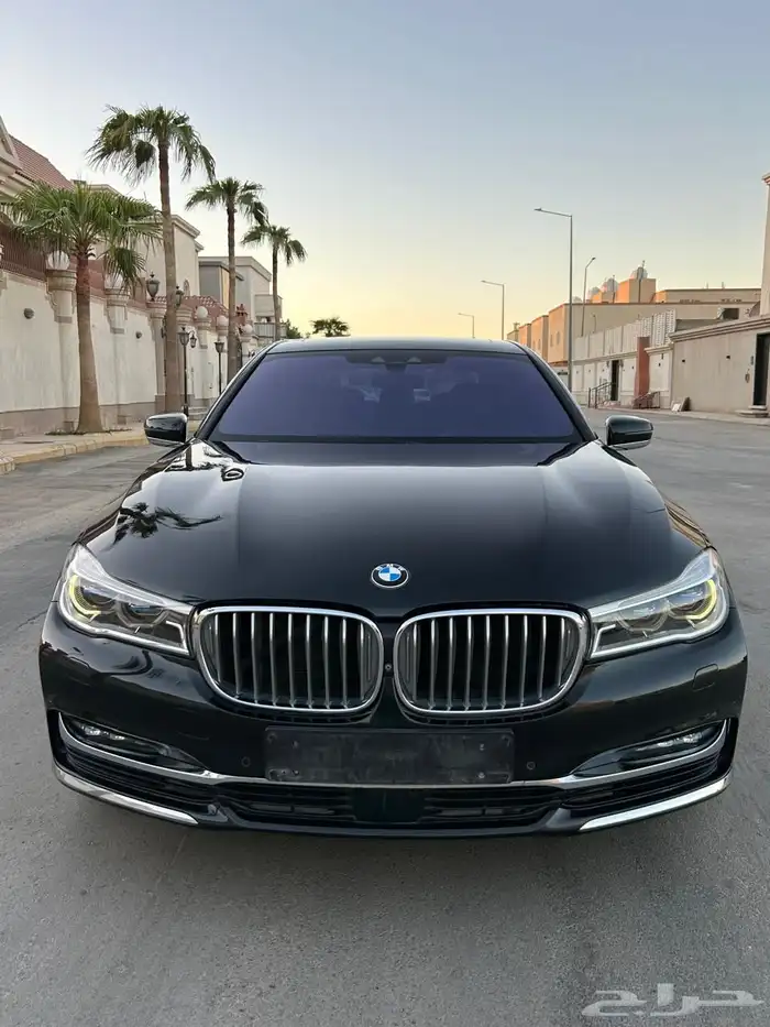 بي ام دبليو 750 فل كامل مخزن 7