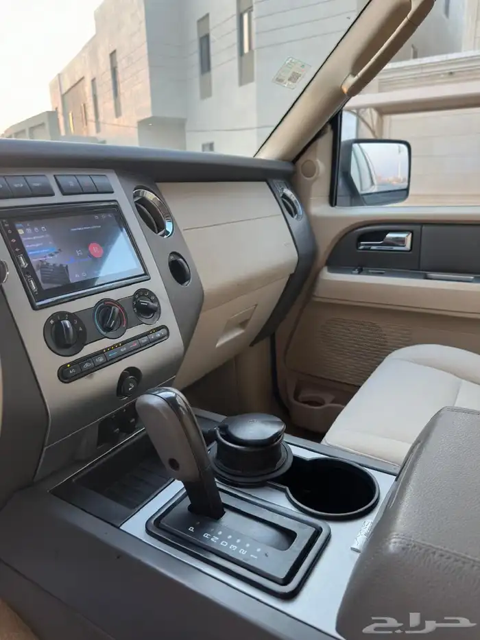 فورد اكسبيدشن 2013 14