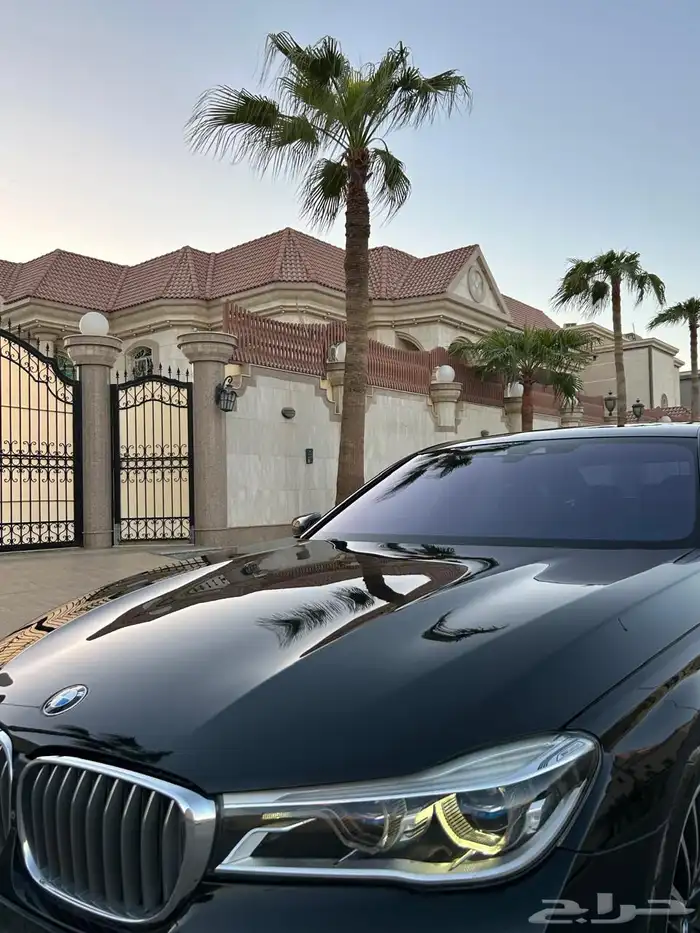بي ام دبليو 750 فل كامل مخزن 5
