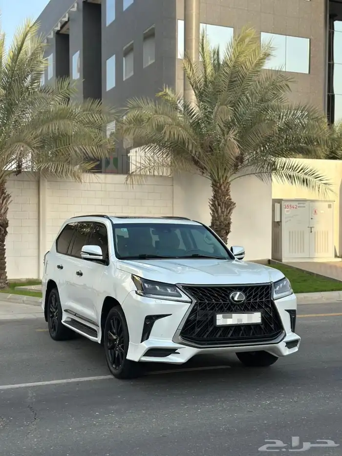لكزس LX570 2020 بلاك ادشن 0